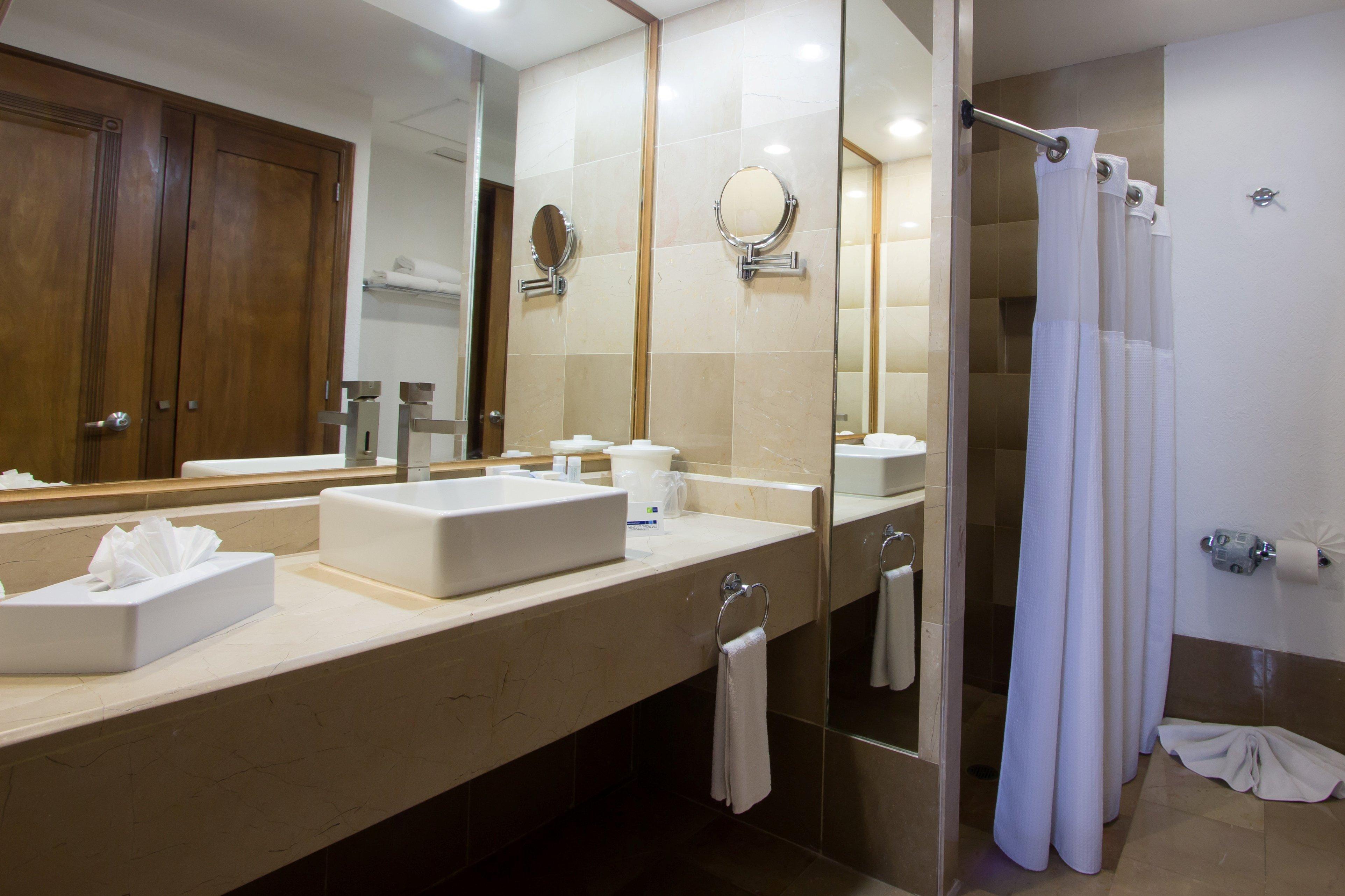 Holiday Inn Express Nuevo Laredo By Ihg Екстер'єр фото